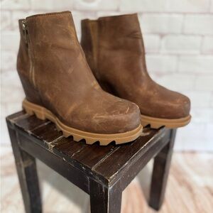 Sorel‎ Brown Suede Wedge Boots NEW NEVER WORN